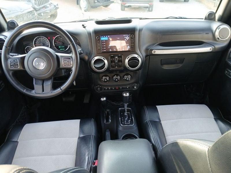 Jeep Wrangler 3ª serie Unlimited 2.8 CRD DPF Sahara Auto