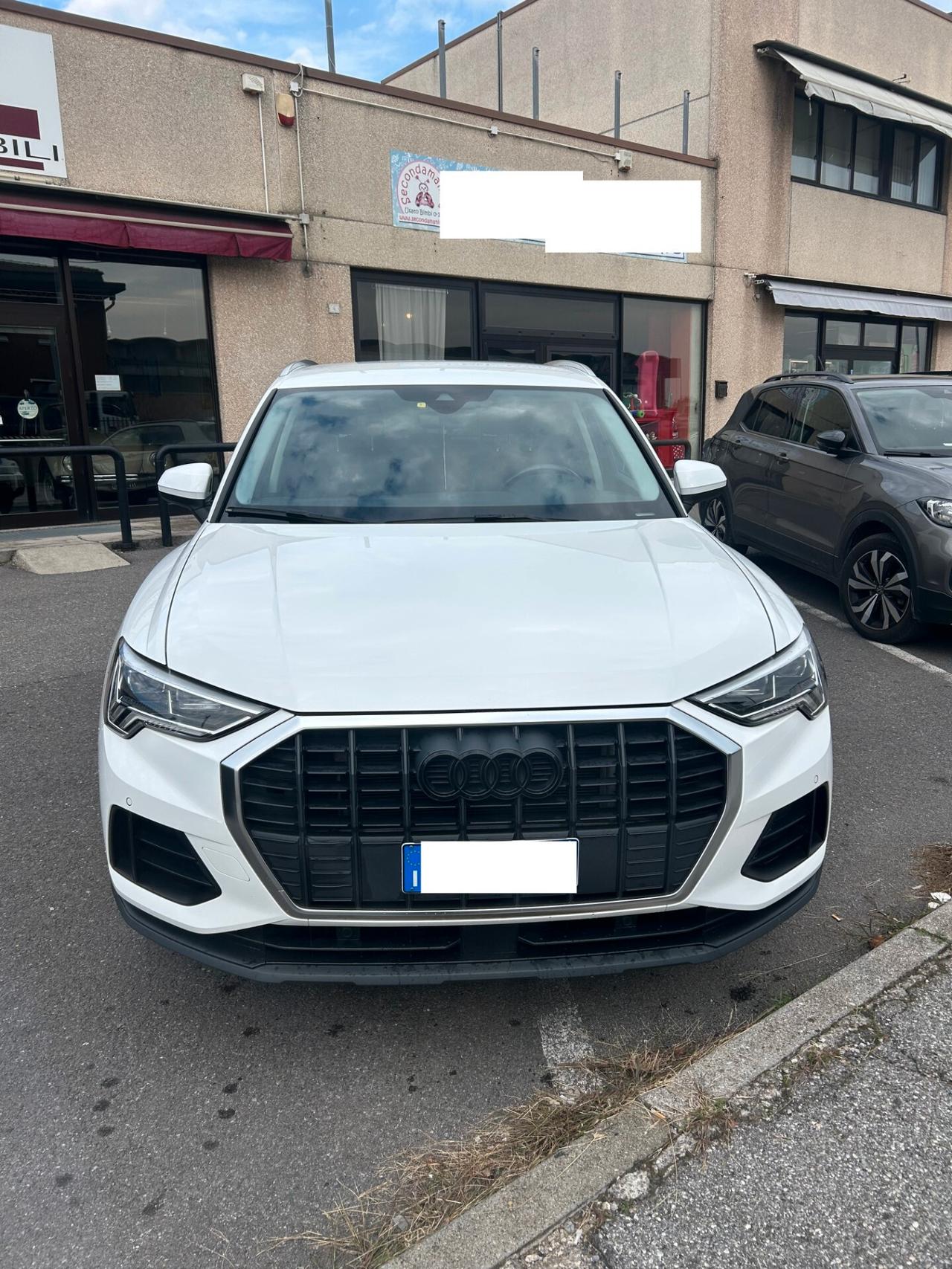 Audi Q3 45 TFSI plug in e S tronic Business unico proprietario