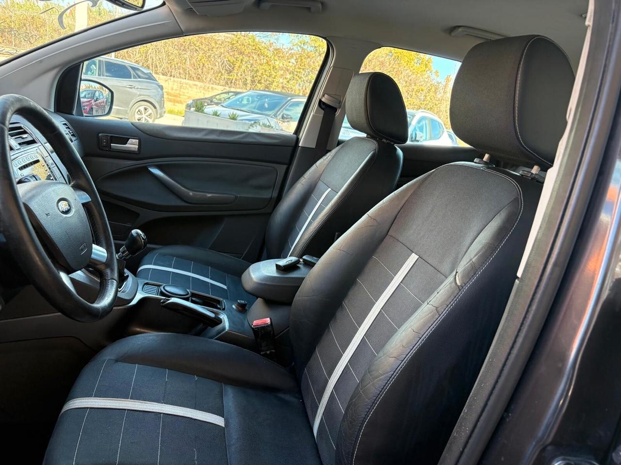 Ford Kuga 2.0 TDCi 136 CV 4WD Titanium DPF