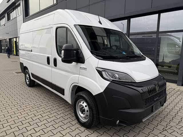 Peugeot Boxer 335 2.2 BlueHDi 140 CV PM-TM