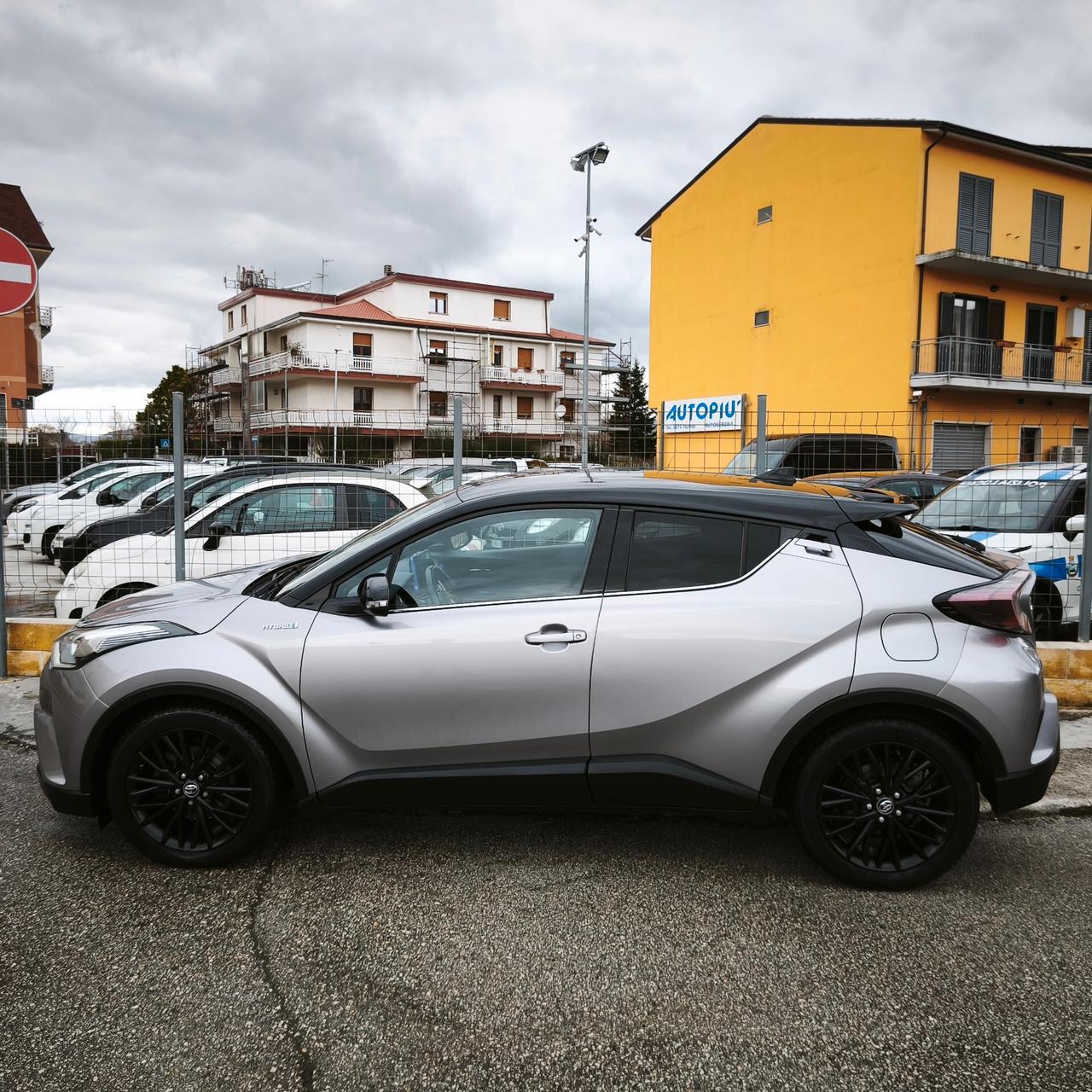Toyota C-HR 1.8 Hybrid E-CVT Style
