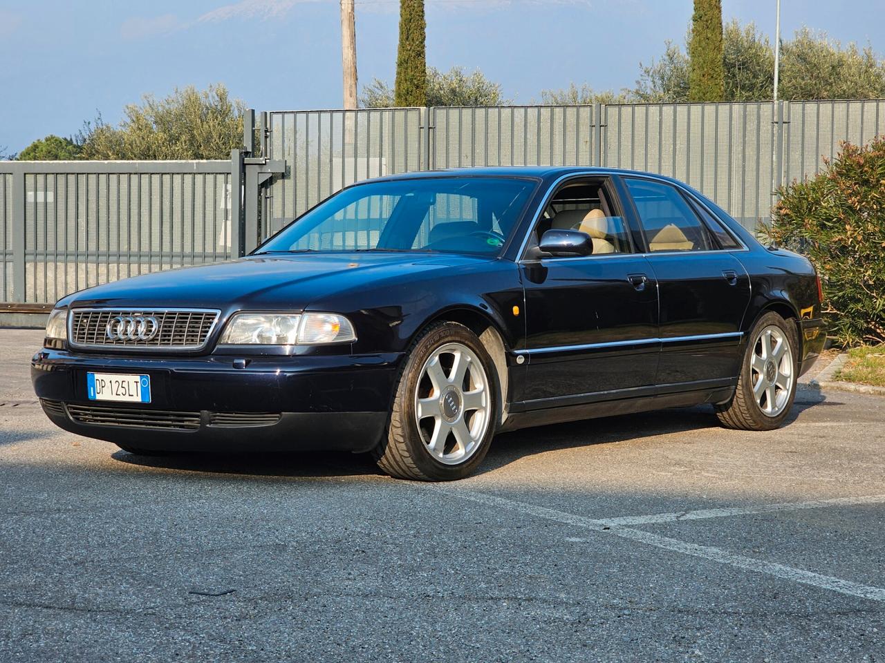 Audi A8 S8 4.2 V8 cat quattro