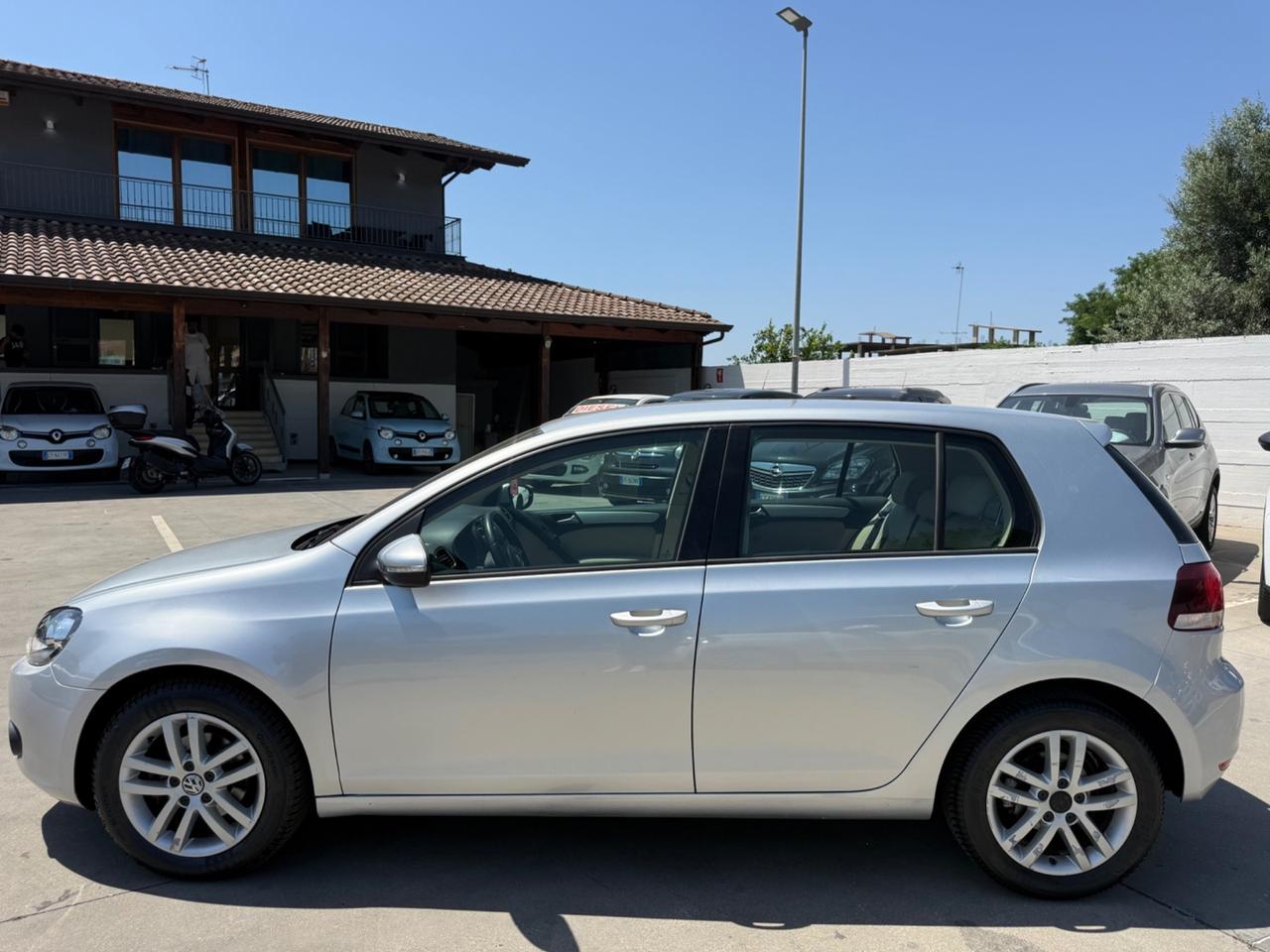 Volkswagen Golf 1.6 TDI full optional