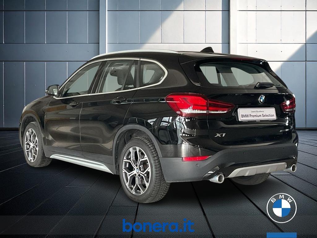 BMW X1 18 d xLine sDrive Steptronic