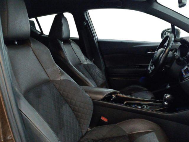 TOYOTA C-HR 1.8 Hybrid E-CVT Lounge