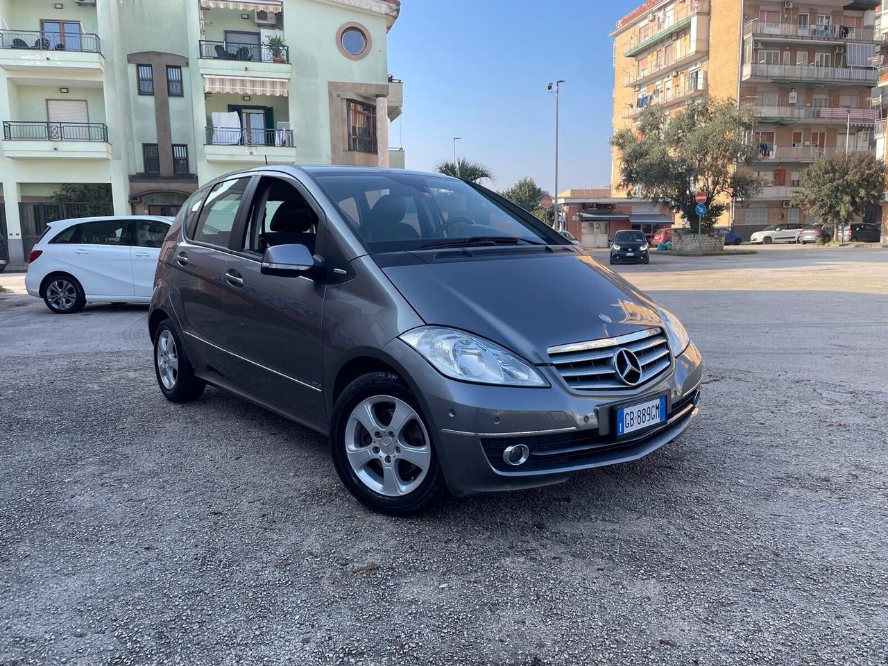 Mercedes-benz A 180 Restayling BlueEFFICIENCY Executive Full