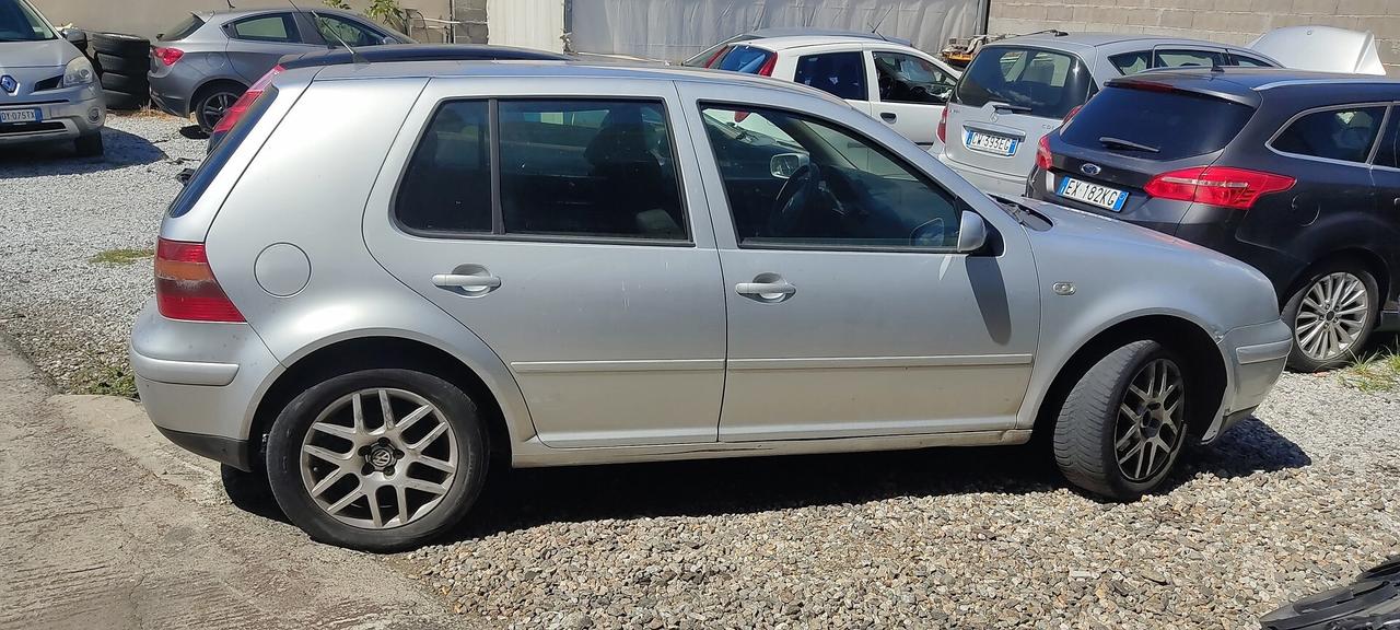 VOLKSWAGEN GOLF 1.9 TDI 100 CV ULTIMISSIME SERIE