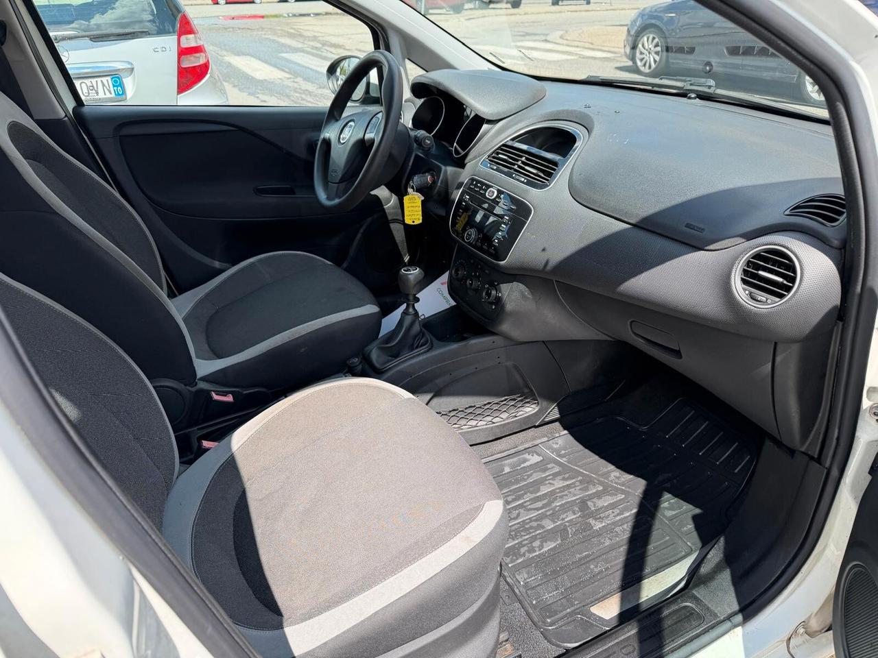 Fiat Punto Evo 1.4 5 porte S&S Virgin Radio