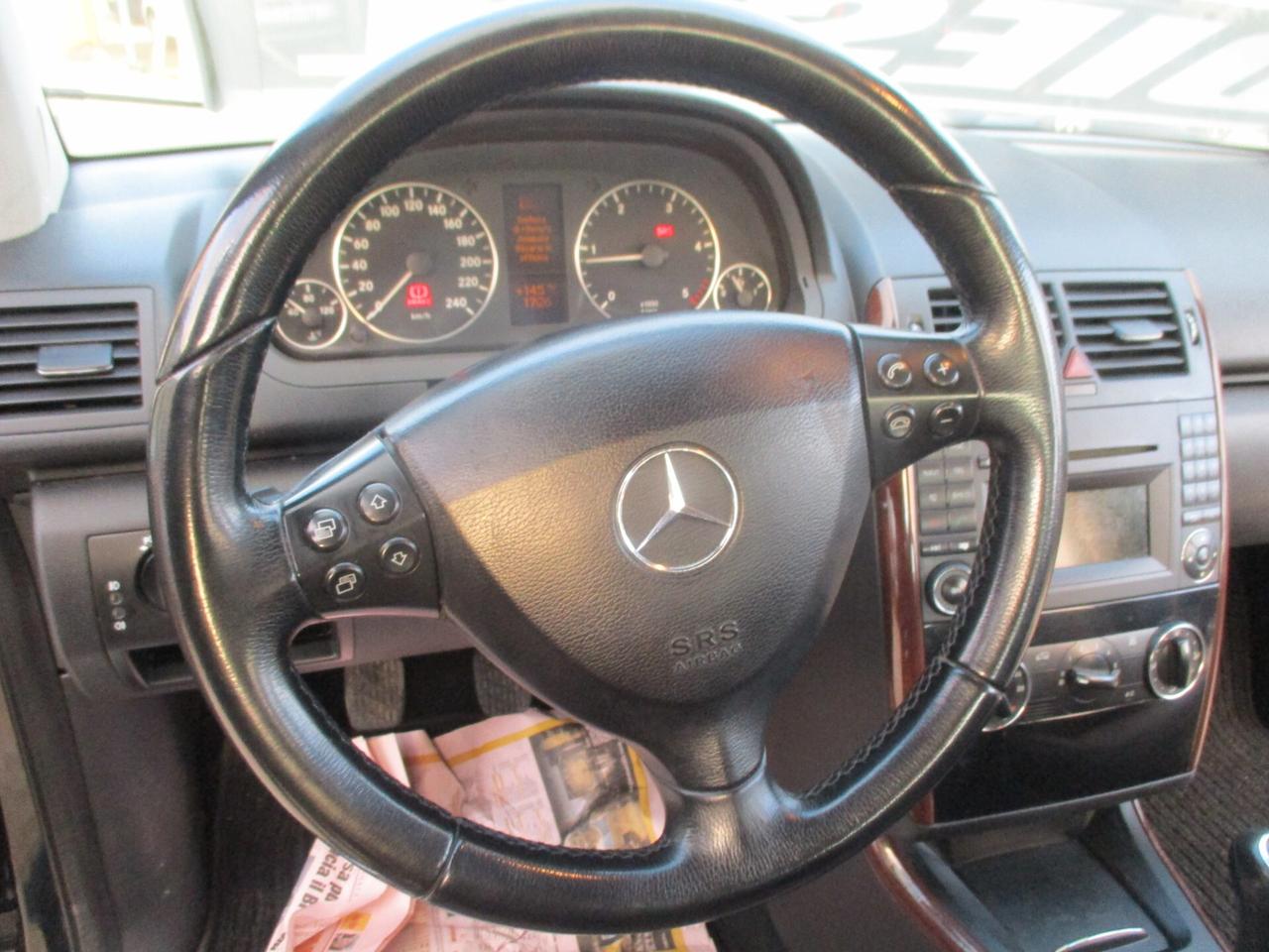 Mercedes-benz A 180 CDI FULL OPTIONAL !!!