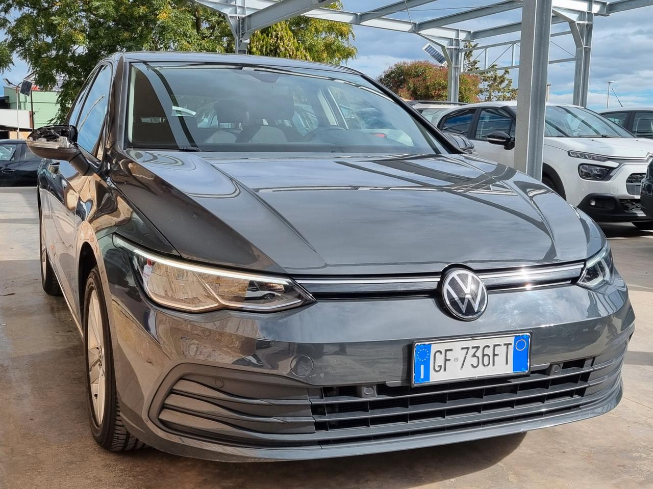 Volkswagen Golf VIII 1.0 etsi evo Life 110cv dsg