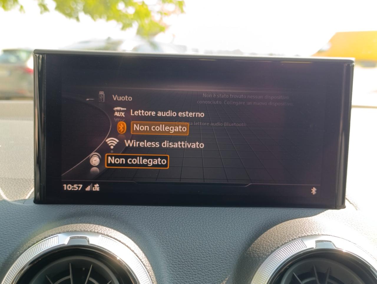 Audi Q2 35 2.0 tdi Business Advanced s-tronic