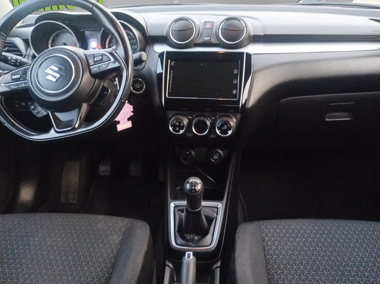 Suzuki Swift 1.2 Hybrid Top