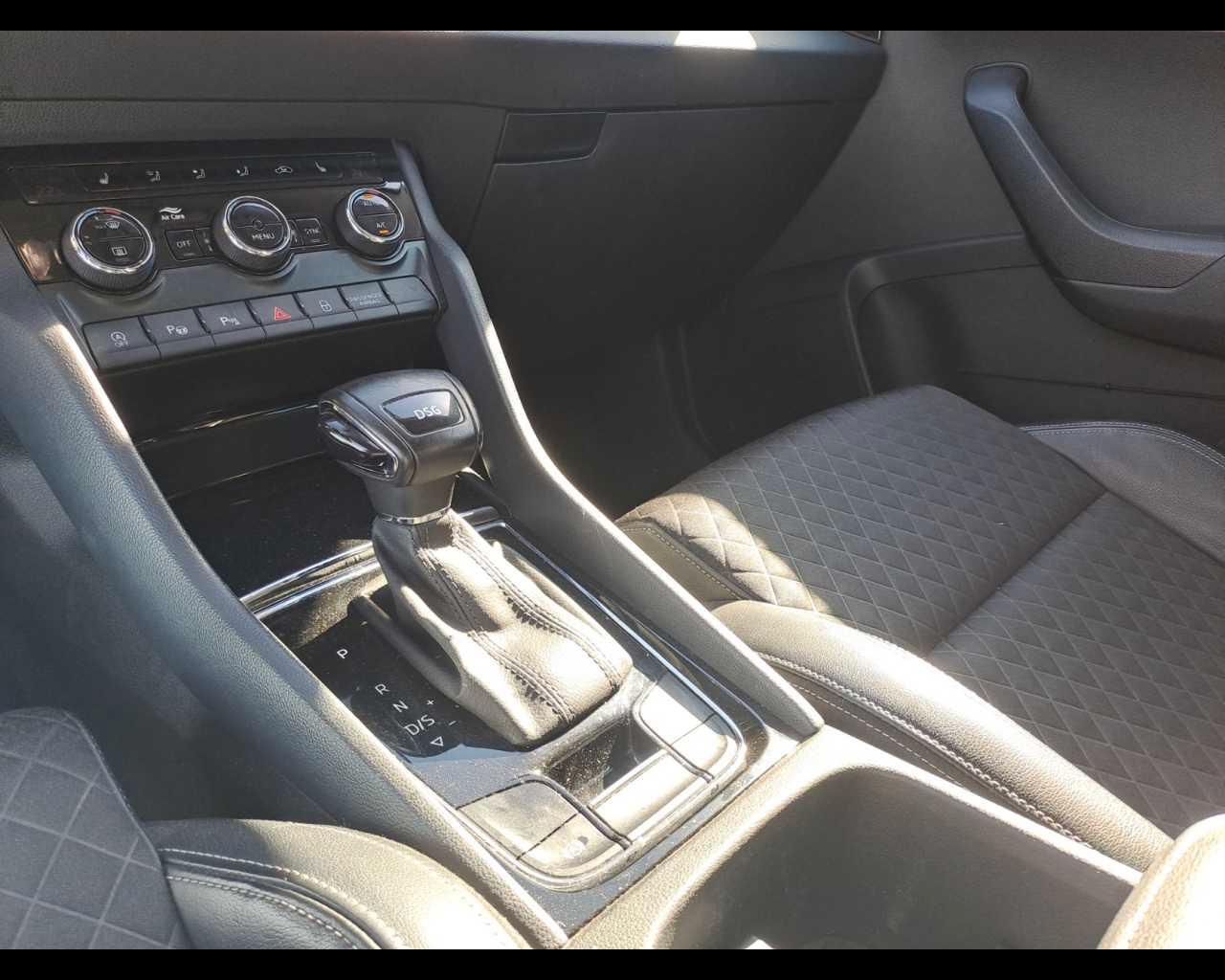 SKODA Karoq - Karoq 1.0 TSI DSG Style