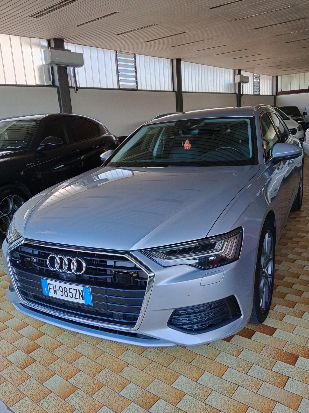 Audi A6 Avant 40 2.0 TDI S tronic Business Sport