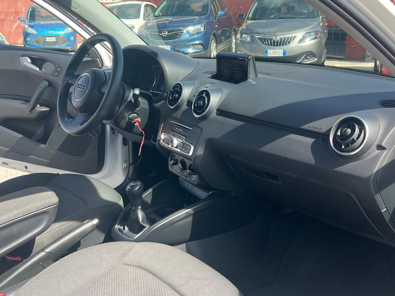 Audi A1 1.0 TFSI ultra Metal plus