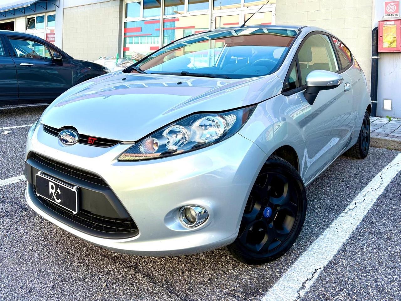 Ford Fiesta Neopatentati