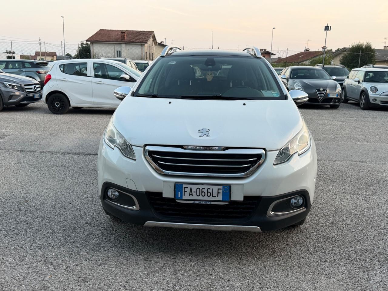 Peugeot 2008 BlueHDi 120 S&S Crossway