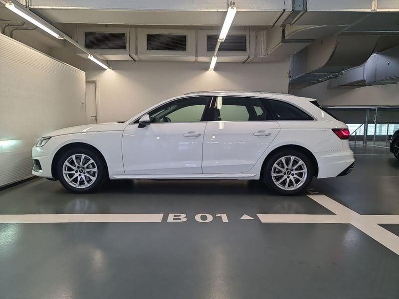 Audi A4 Avant 40 TDI quattro S tronic Business Advanced