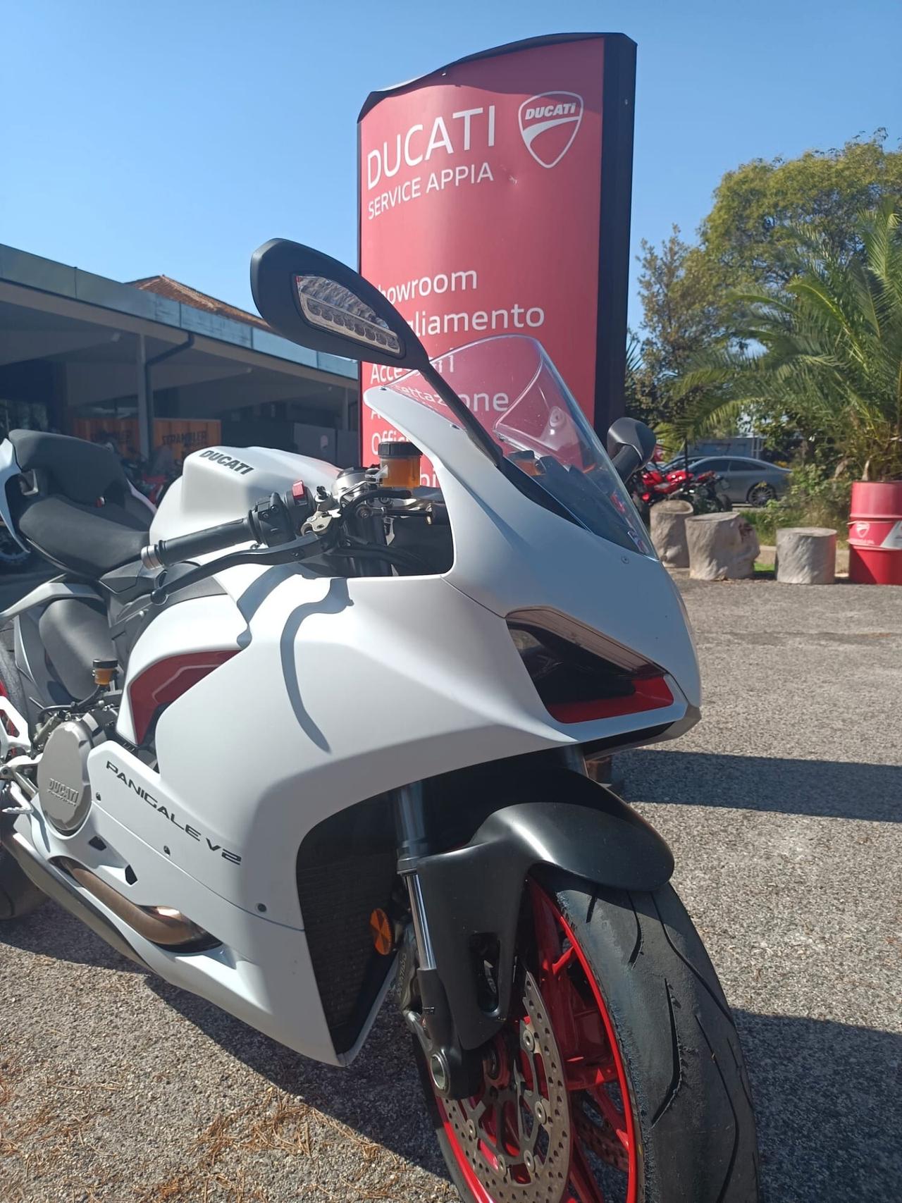 Ducati Panigale V2