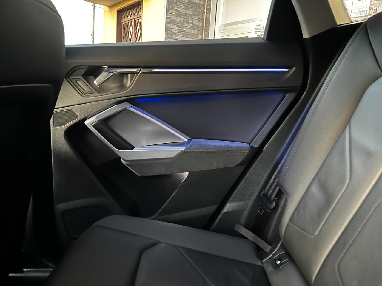 Audi Q3 SPB 40 TDI Quattro S tronic S Line-MATRIX
