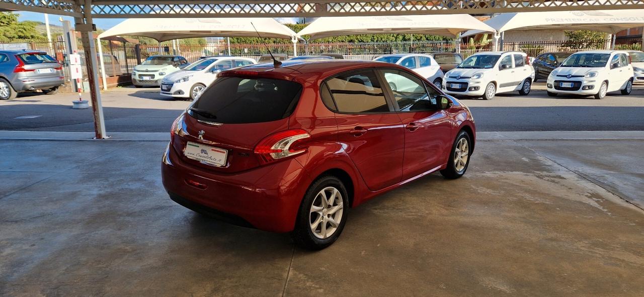 Peugeot 208 1.4 HDi 68cv 5 porte Allure