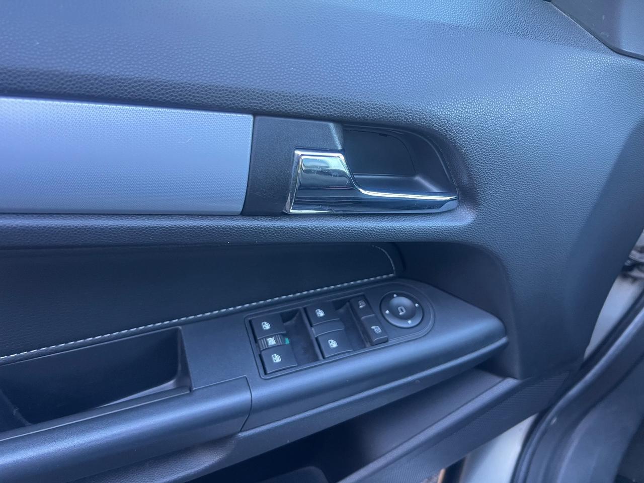 Opel Astra 1.6 16V Twinport 5 porte Cosmo