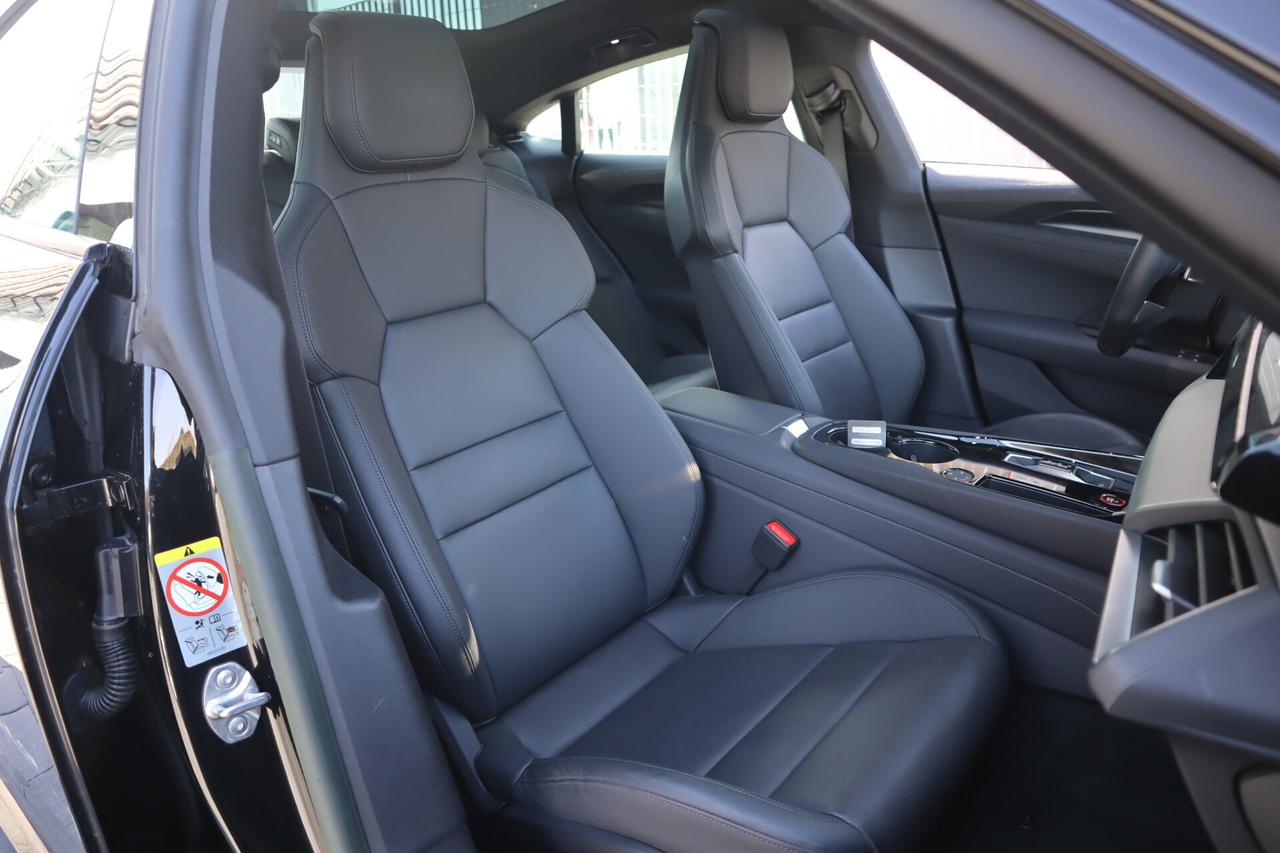 Audi E-tron GT QUATTRO 476CV 20" CAMERA PANORAMA LED