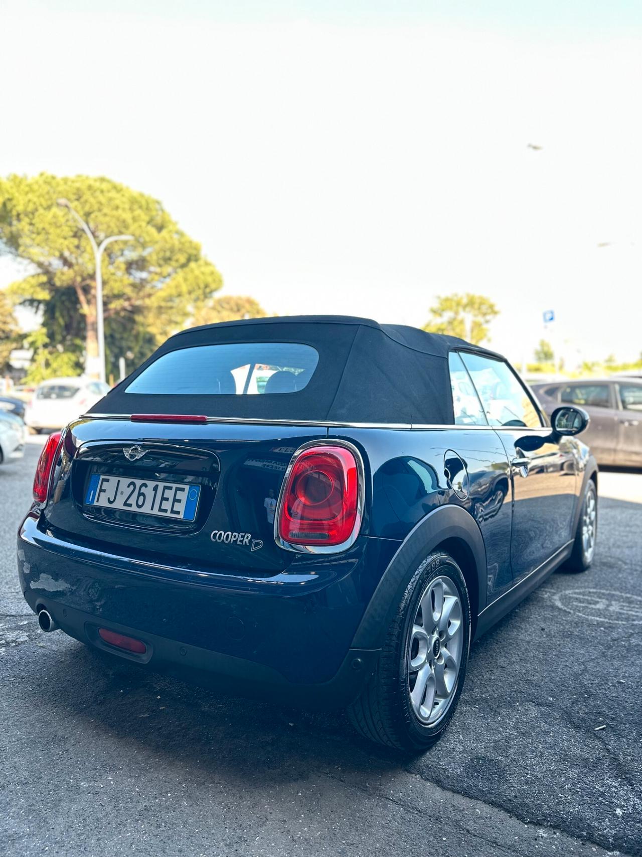 Mini Mini 1.5 Cooper D Cabrio