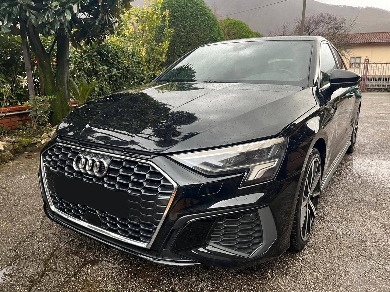 Audi A3 SPB 30 g-tron S tronic line edition FULL PELLE