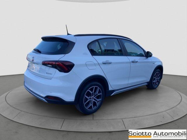 FIAT Tipo 1.5 Hybrid DCT 5 porte Cross