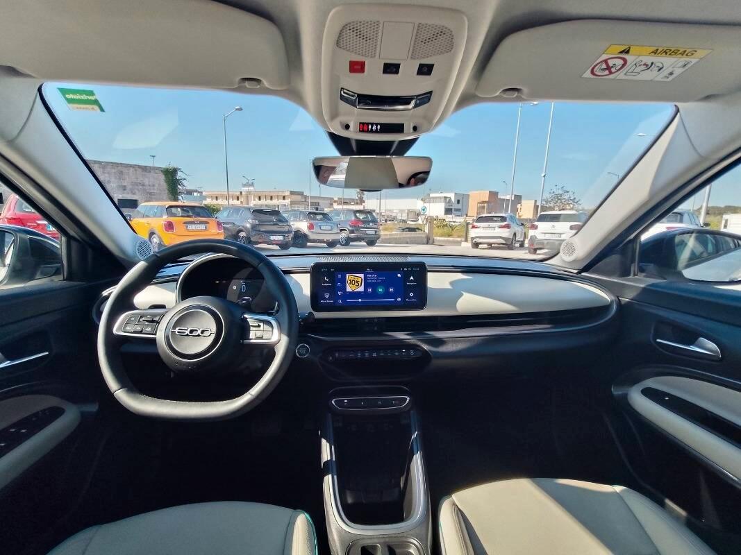 Fiat 600 1.2 hybrid La Prima 110cv auto