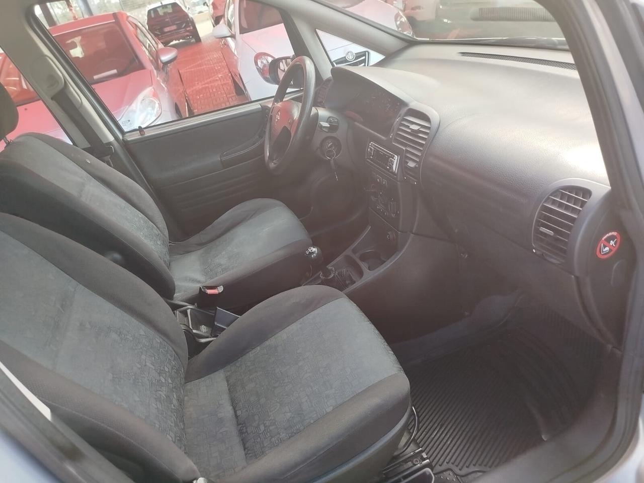 Opel Zafira 1.6 16V cat Eco M Elegance