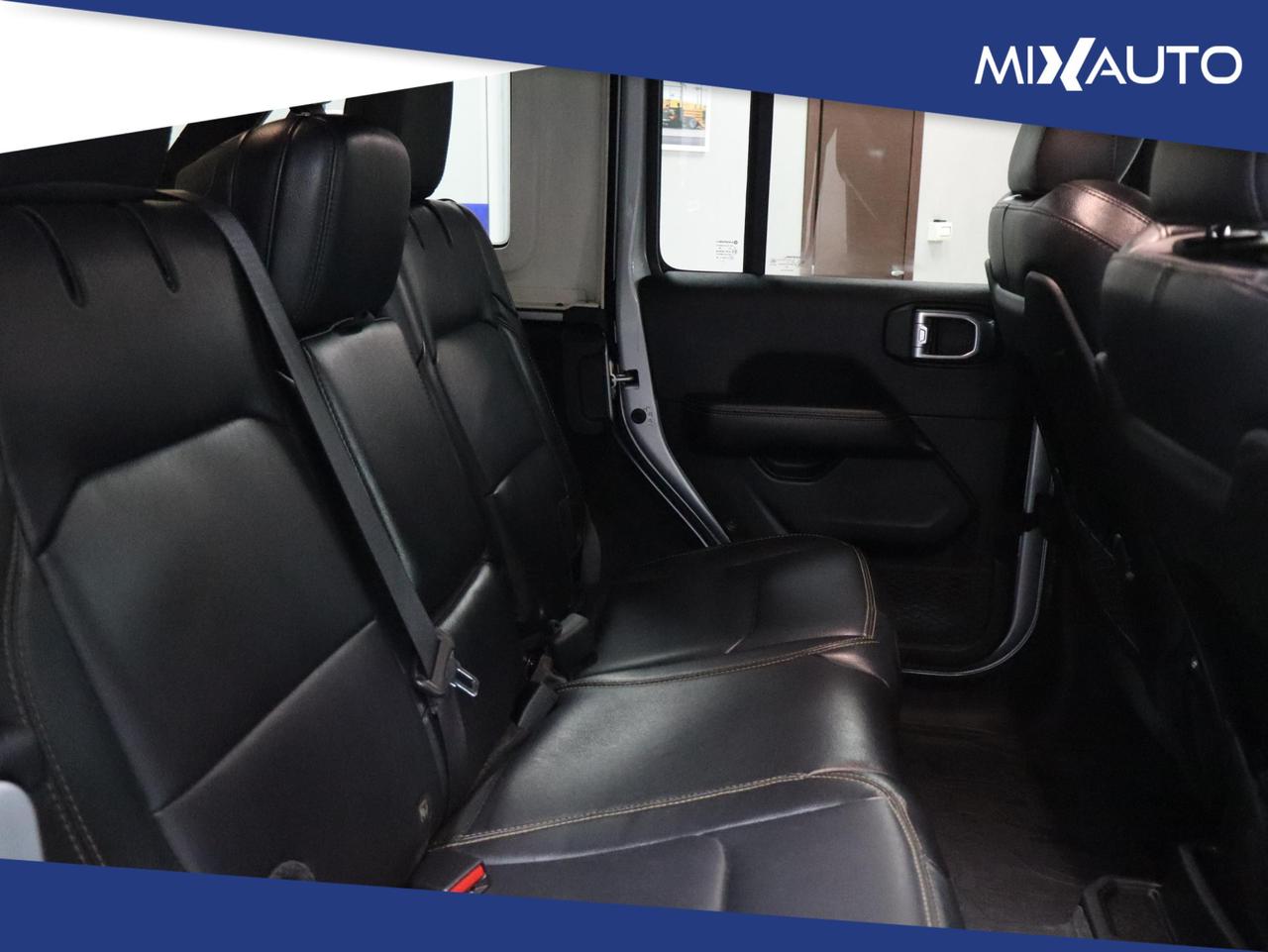 Jeep Wrangler Unlimited 2.0T Sahara GME 270CV 8ATX