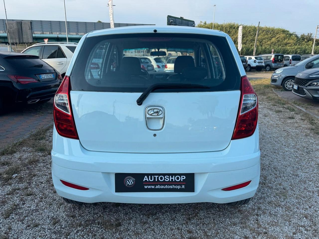 HYUNDAI - i10 - 1.1 12V Classic - NEOPATENTATI - FINANZIABILE