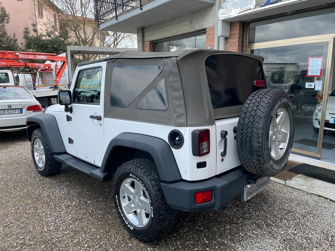 Jeep Wrangler 2.8 CRD Automatica