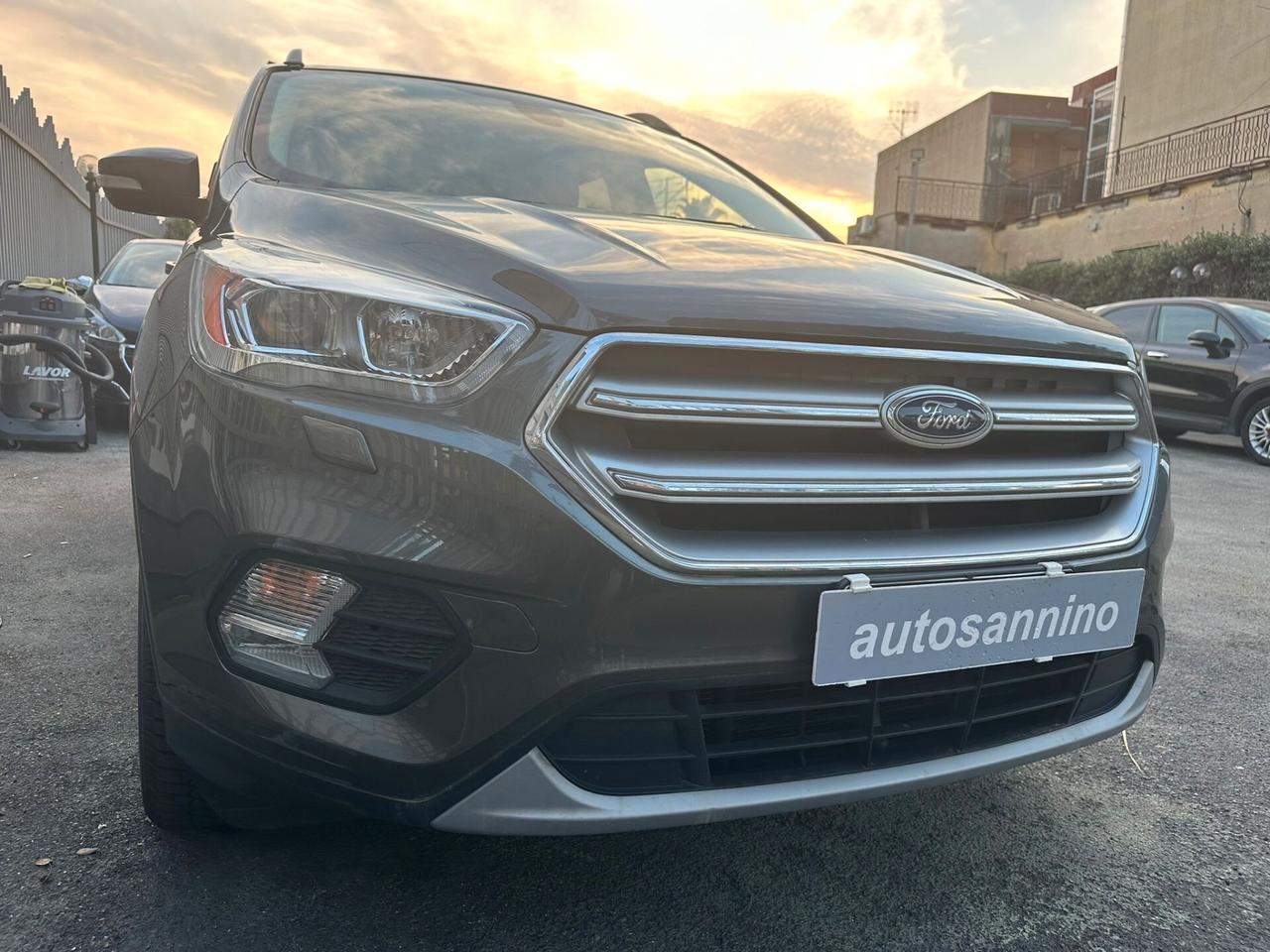 Ford Kuga 1.5 TDCI 120 CV S&S 2WD Powershift Titanium 2017