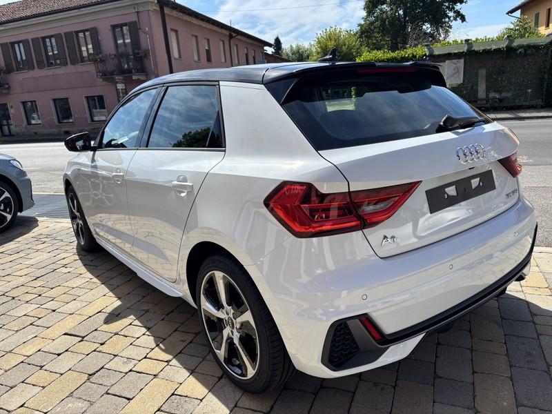 Audi A1 Sportback 30 1.0 tfsi S Line Edition 116cv s-tronic LED-PHONE APPS-17"