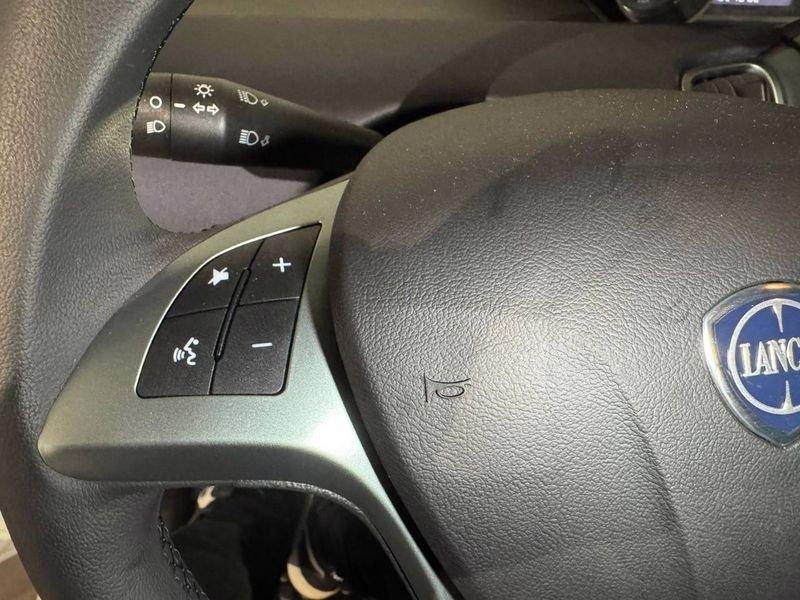 Lancia Ypsilon 3ª serie 1.0 FireFly 5 porte S&S Hybrid Platino