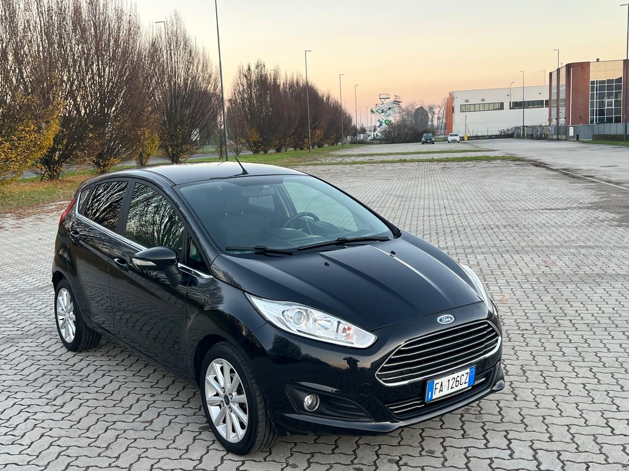 Ford Fiesta 1.4 5p. Bz.- GPL Titanium
