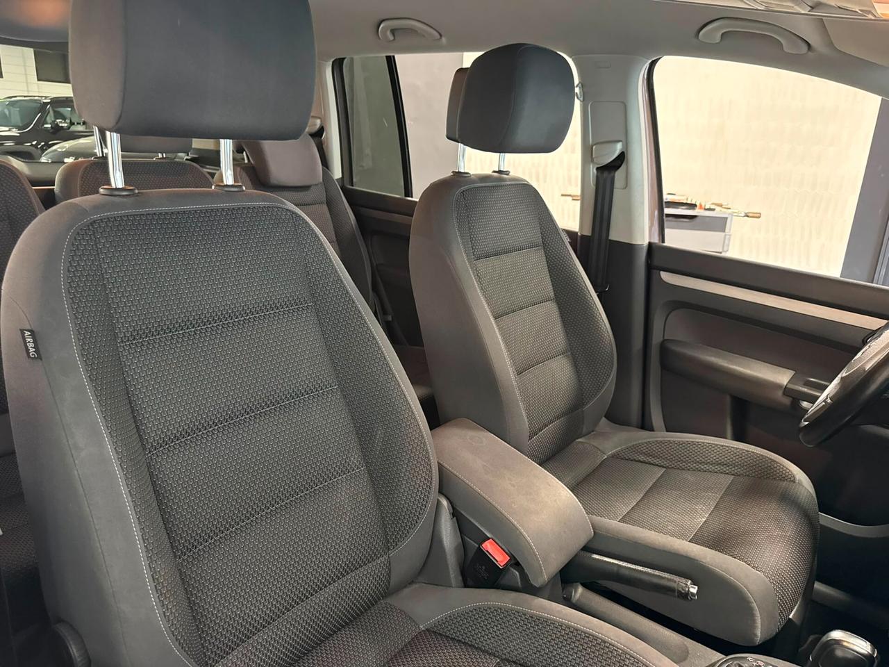 Volkswagen Touran Business 1.6 TDI DSG Comfortline