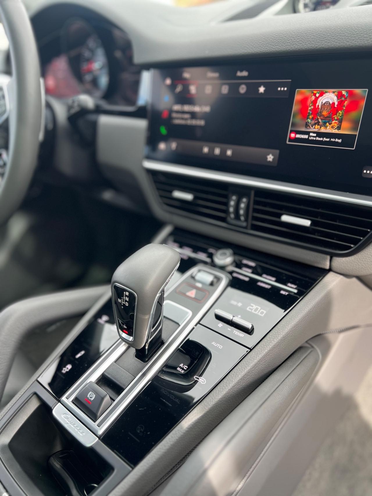 Porsche Cayenne 3.0 V6 Platinum Edition