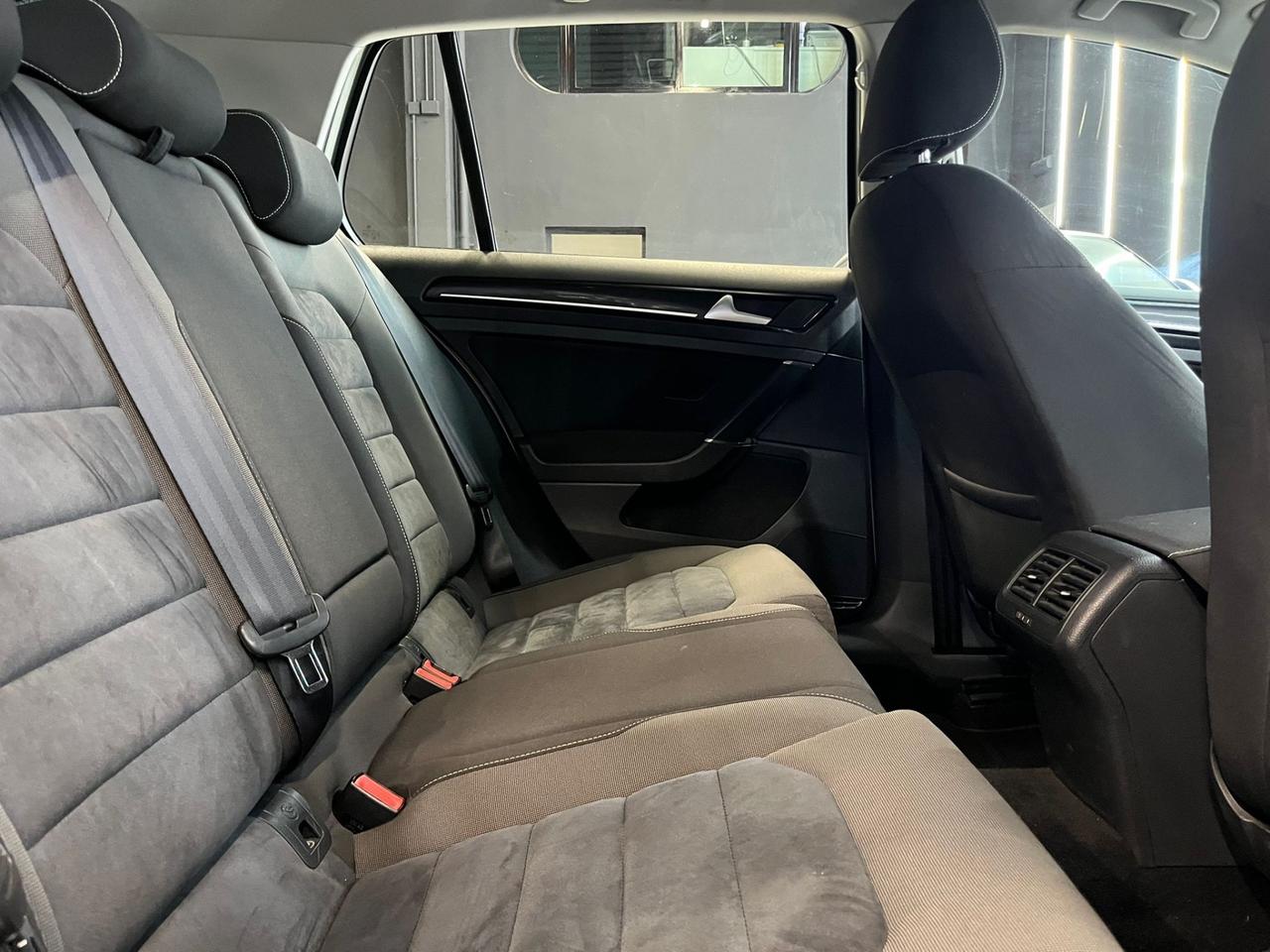 Volkswagen Golf 1.6 TDI 5p. Highline BlueMotion Technology OK NEOPATENTATI