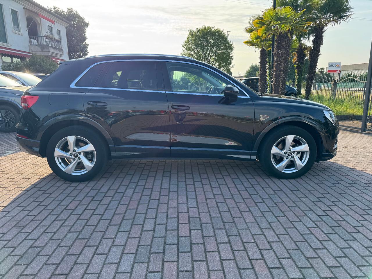 Audi Q3 SPB 35 TDI quattro S tronic Business Plus