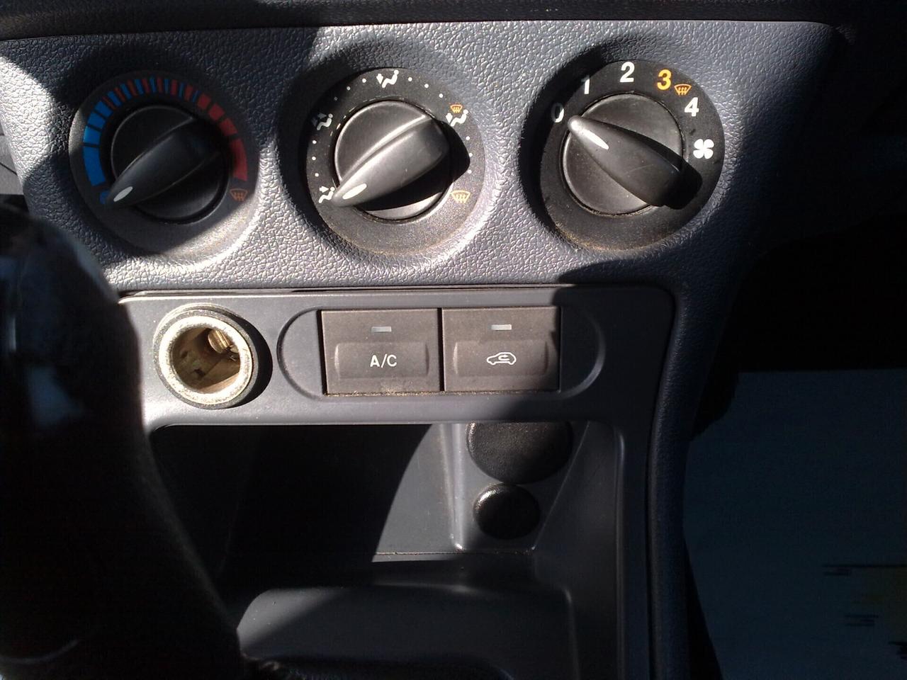 Ford Transit Connect 1.8tdci 110cv - 2010