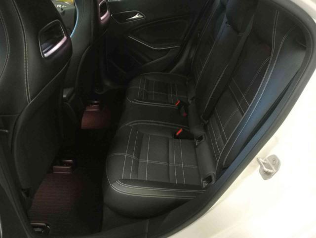 MERCEDES-BENZ A 180 d Sport ** TETTO PANORAMA **