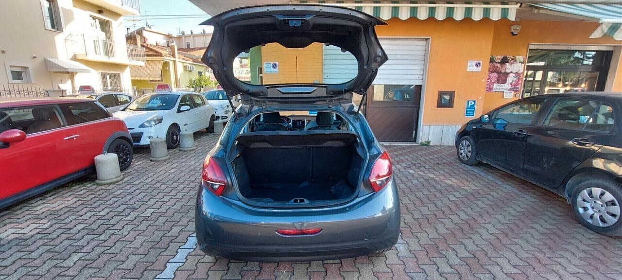 PEUGEOT 208 1,2 GPL DI SERIE 82 CV TELEFONO CRUISE CONTROL LEGA SENSORI OK CERTIFICATA