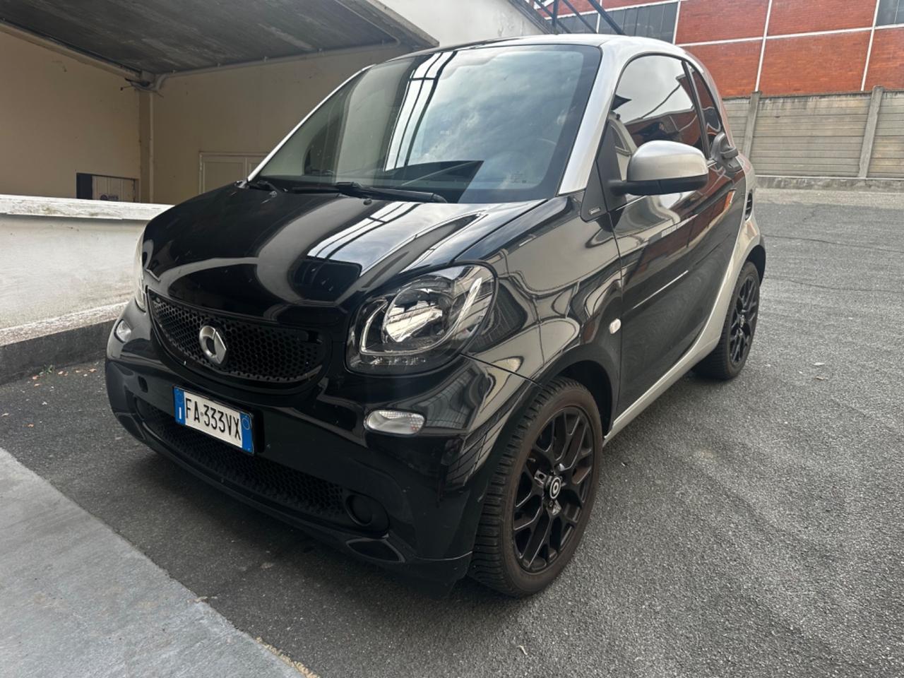 Smart ForFour 70 1.0 twinamic Youngster