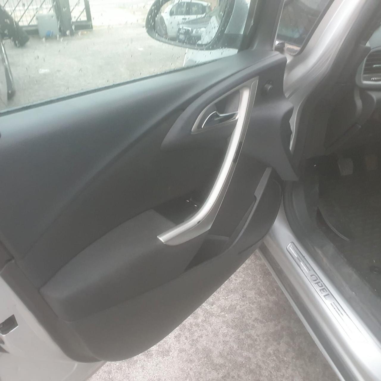 Opel Astra 1.7 CDTI 110CV 5 porte Cosmo