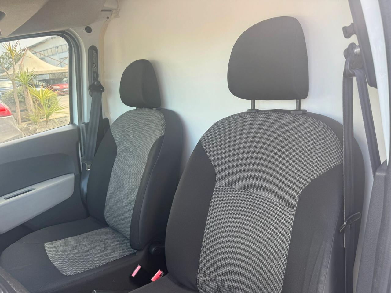 Dacia Dokker 1.5 dCi 8V 90CV CON FRIGO