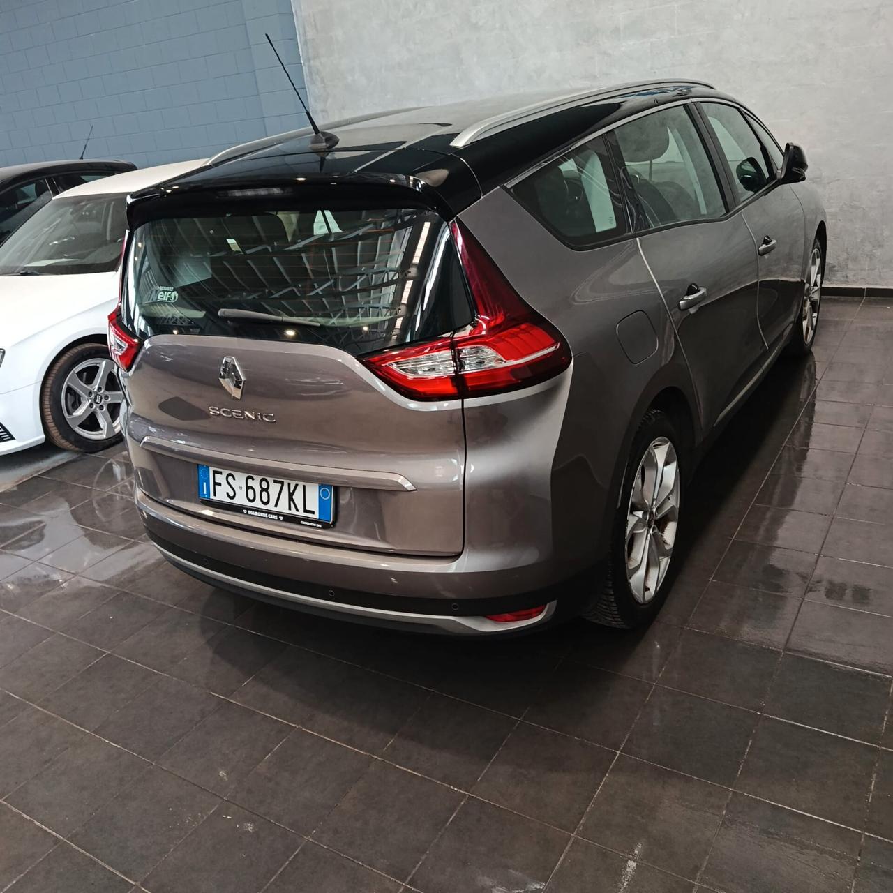 Renault SCENIC 1.4 TCE 7 POSTI